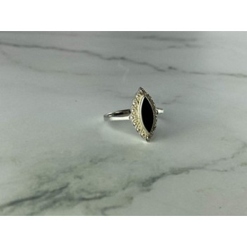 Vintage 925 Sterling Silver Black Onyx Ring Size 7.5