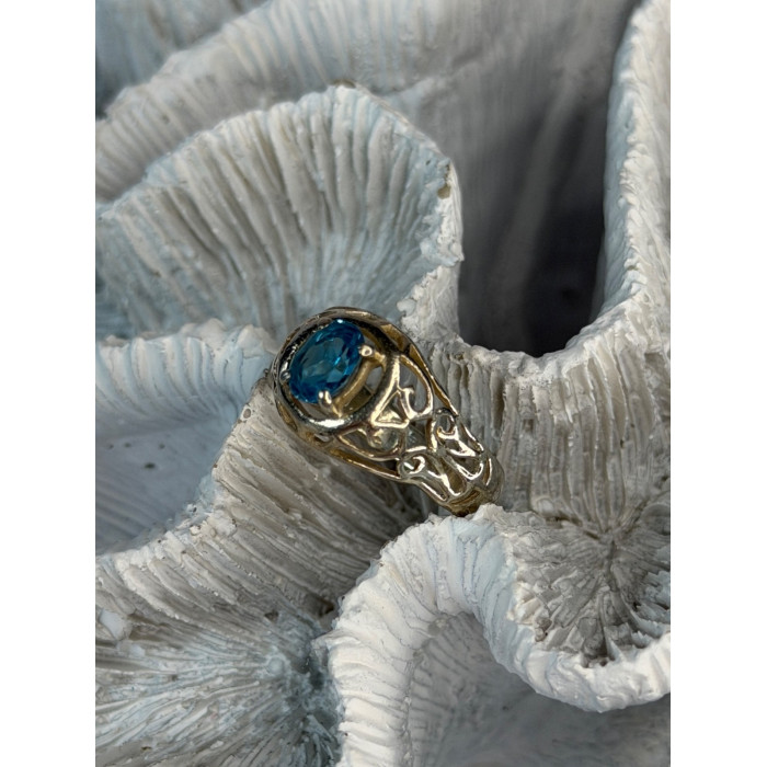 925 Sterling Silver Topaz Ring Size 7