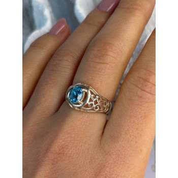 925 Sterling Silver Topaz Ring Size 7