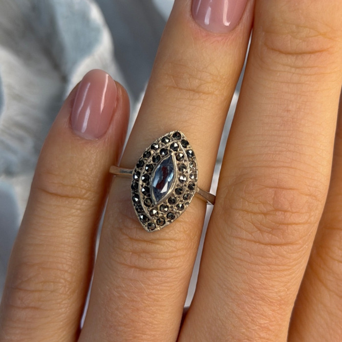 925 Sterling Silver Topaz & Marcasites Ring Size 5.5