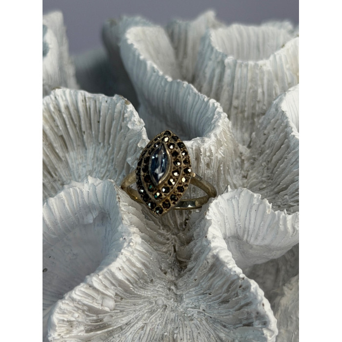 925 Sterling Silver Topaz & Marcasite Ring Size 5.5