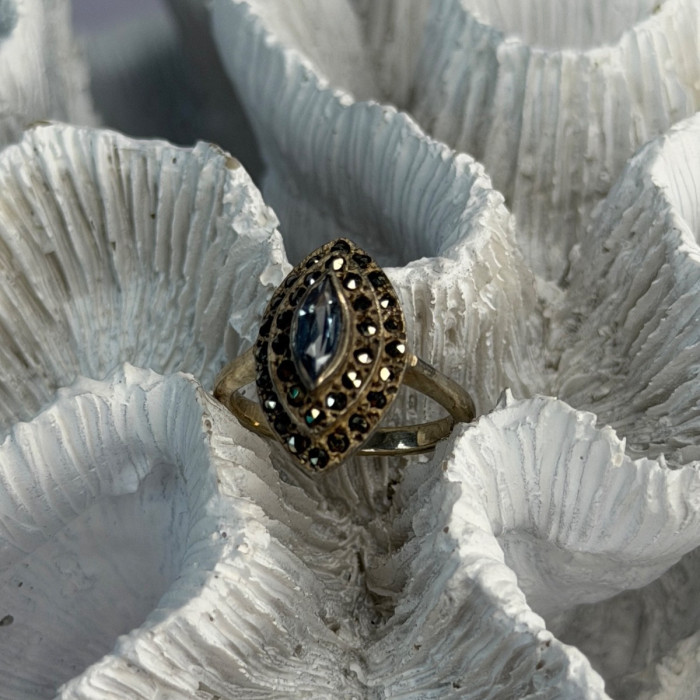 925 Sterling Silver Topaz & Marcasites Ring Size 5.5