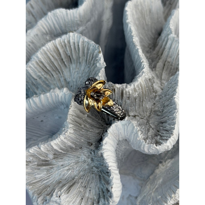 925 Sterling Silver Gold Plated Cz Flower Ring Size 6