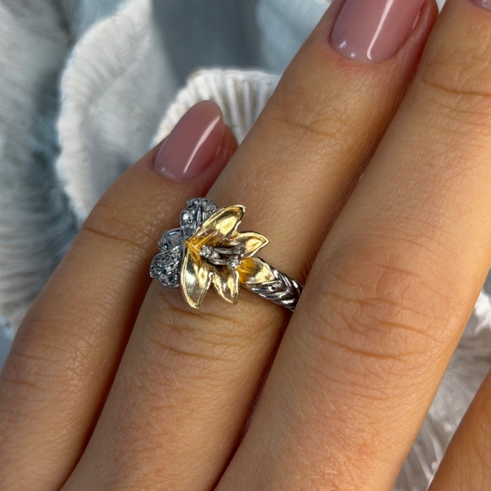 925 Sterling Silver Gold Plated Cz Flower Ring Size 6