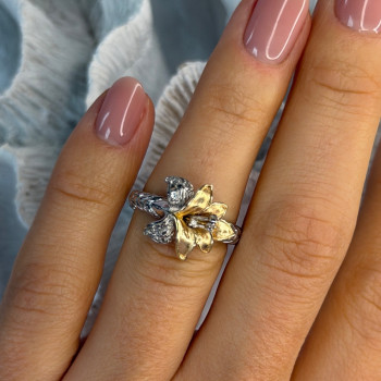 925 Sterling Silver Gold Plated Cz Flower Ring Size 6