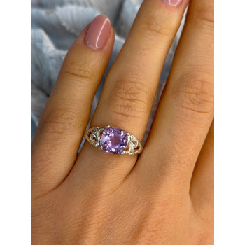 925 Sterling Silver Amethyst Ring Size 7