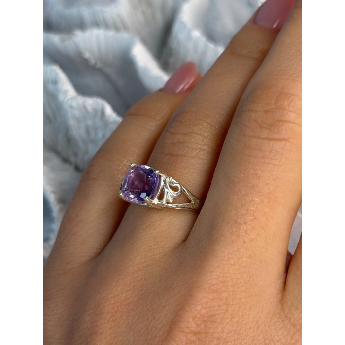 925 Sterling Silver Amethyst Ring Size 7