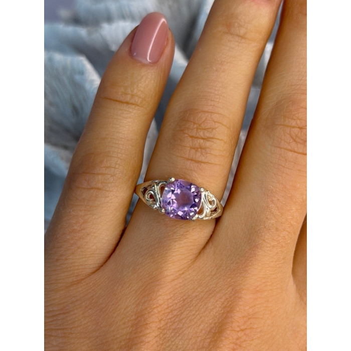 925 Sterling Silver Amethyst Ring Size 7