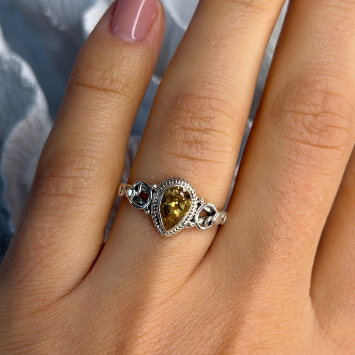 925 Sterling Silver Citrine Ring Size 7