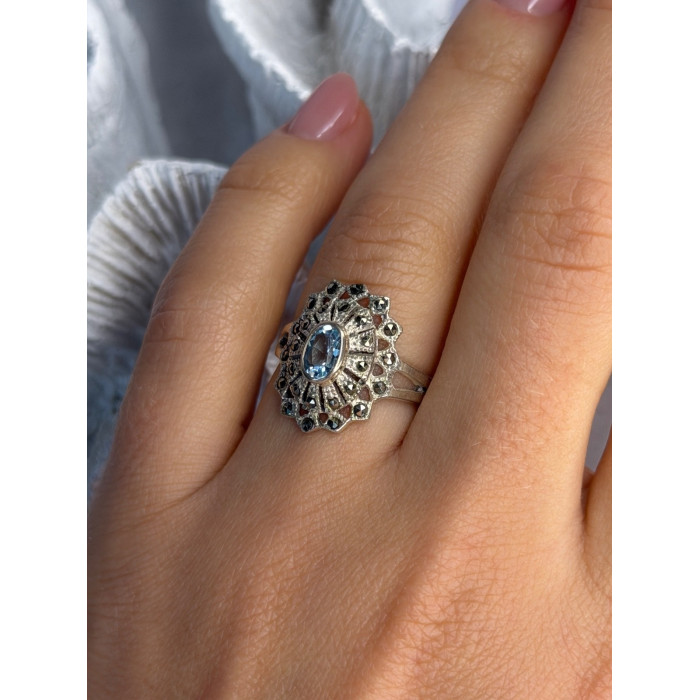 925 Sterling Silver Topaz & Marcasite Ring Size 7