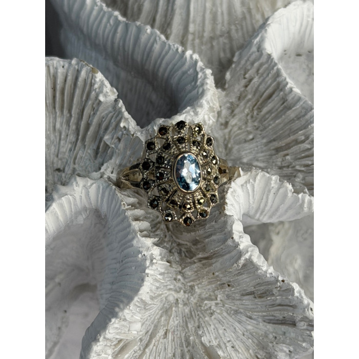 925 Sterling Silver Topaz & Marcasite Ring Size 7