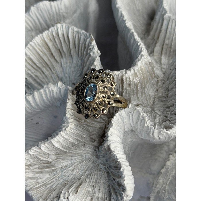 925 Sterling Silver Topaz & Marcasite Ring Size 7