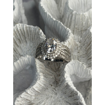 Beautiful 925 Sterling Silver Cz Ring Size 8
