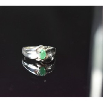 925 Sterling Silver Emerald Ring Size 9.5