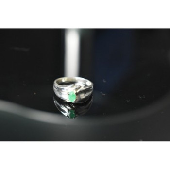 925 Sterling Silver Emerald Ring Size 9.5