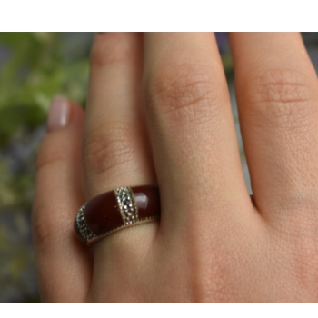 925 Sterling Silver Burgundy Coral & Marcasites Ring Size 7
