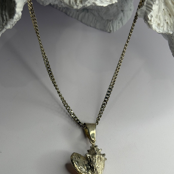 925 Sterling Silver Conch Shell Necklace