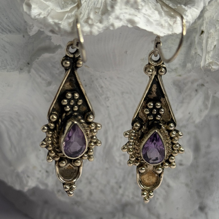 Vintage 925 Sterling Silver Amethyst Earrings