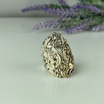 Vintage 925 Sterling Silver Ring Size 7.5