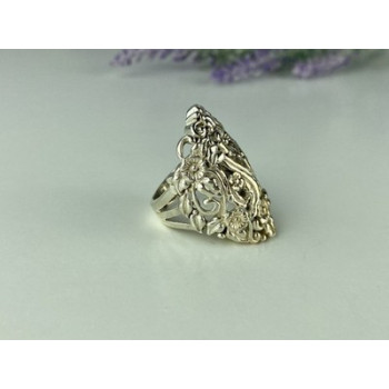 Vintage 925 Sterling Silver Ring Size 7.5