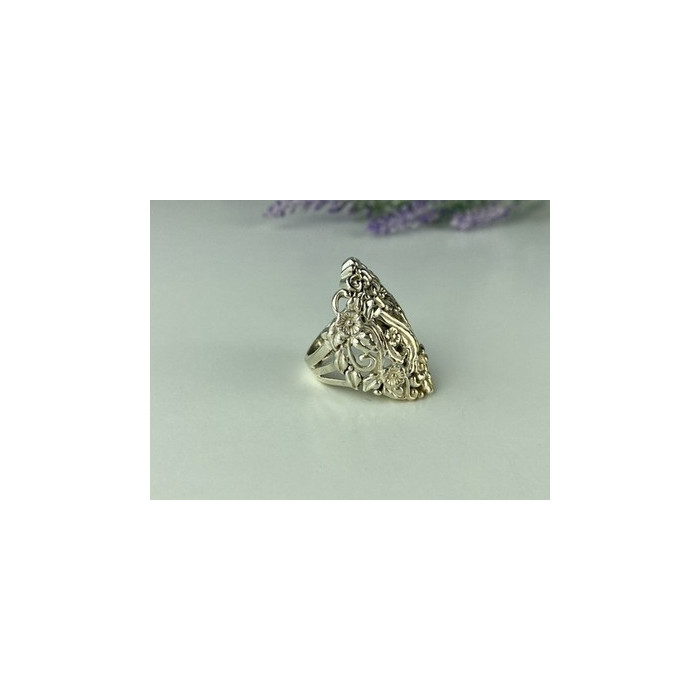 Vintage 925 Sterling Silver Ring Size 7.5