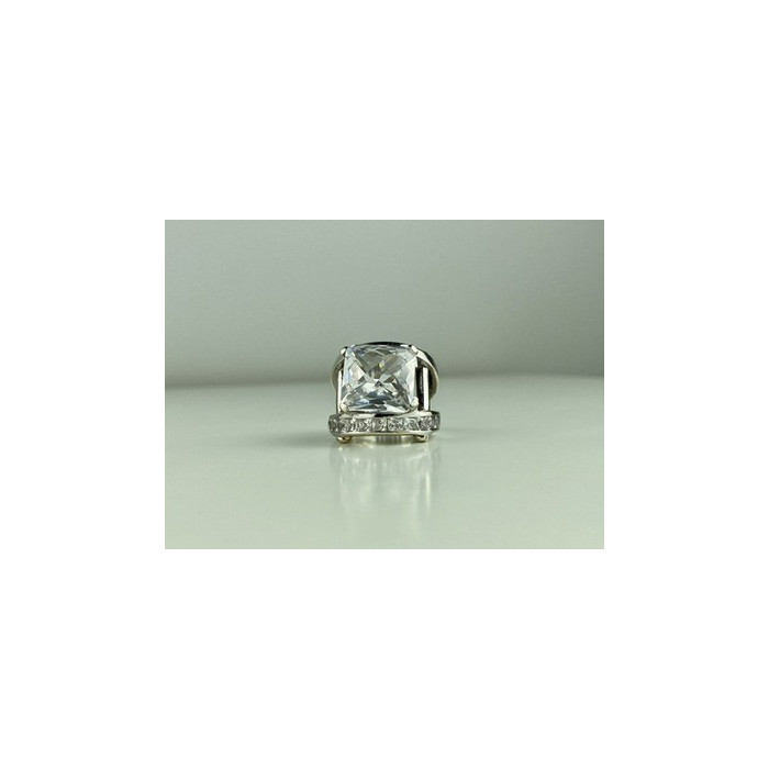 925 Sterling Silver CZ Ring Size 6.5