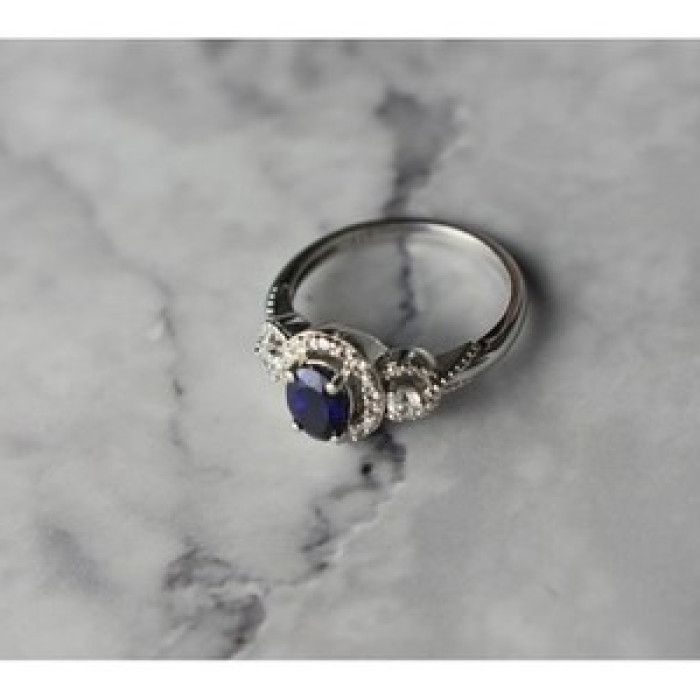 925 Sterling Silver Blue and White Sapphire Ring Size 6.5
