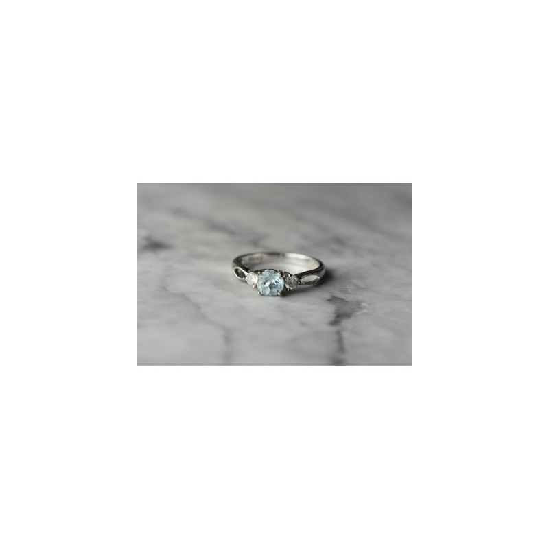 925 Sterling Silver Blue Spinel and CZ Ring Size 7.5