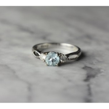 925 Sterling Silver Blue Spinel and CZ Ring Size 7.5