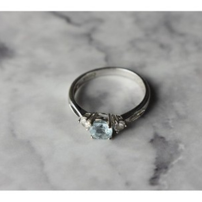 925 Sterling Silver Blue Spinel and CZ Ring Size 7.5