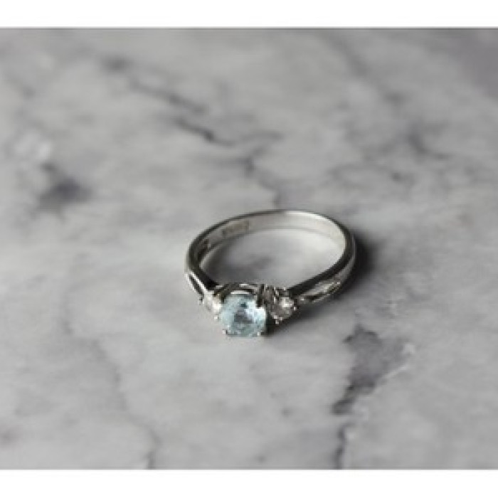 925 Sterling Silver Blue Spinel and CZ Ring Size 7.5