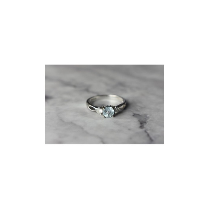 925 Sterling Silver Blue Spinel and CZ Ring Size 7.5