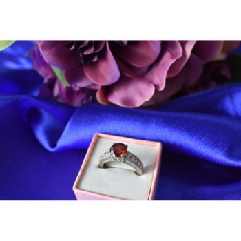 925 Sterling Silver Garnet & CZ Ring Size 6.5