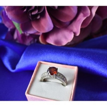 925 Sterling Silver Garnet & CZ Ring Size 6.5