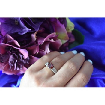 925 Sterling Silver Garnet & CZ Ring Size 6.5