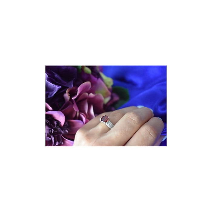 925 Sterling Silver Garnet & CZ Ring Size 6.5