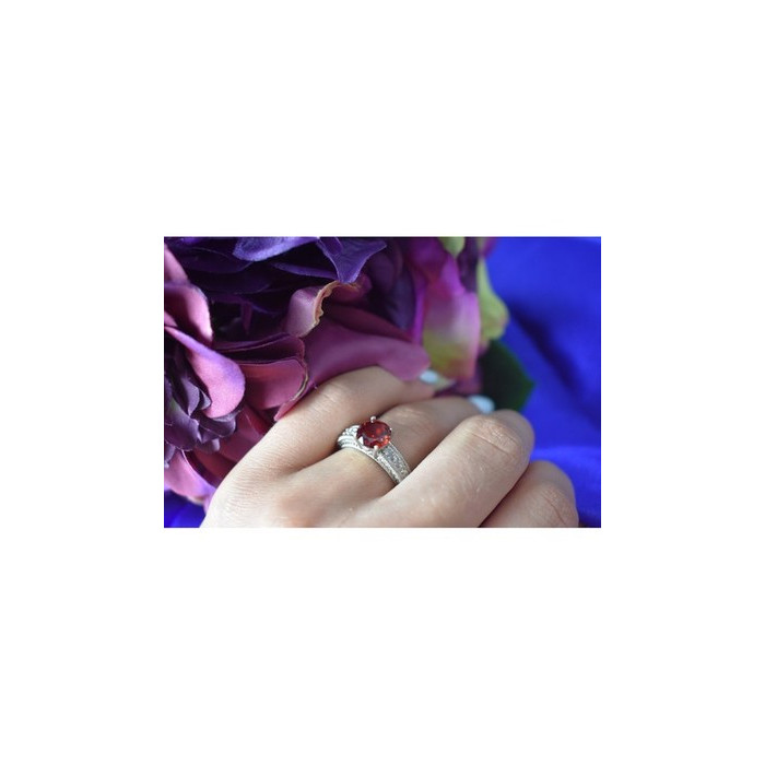 925 Sterling Silver Garnet & CZ Ring Size 6.5