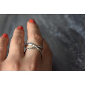 Handmade 925 Sterling Silver Ring Size 7.5