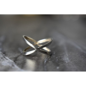 Handmade 925 Sterling Silver Ring Size 7.5