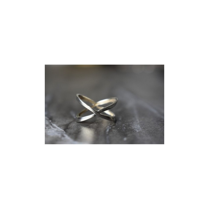 Handmade 925 Sterling Silver Ring Size 7.5