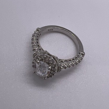 925 Sterling Silver CZ Ring Size 5.5