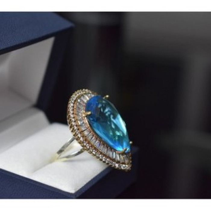925 Sterling Silver With Gilding Blue Alpanite & CZ Ring Size 7.5