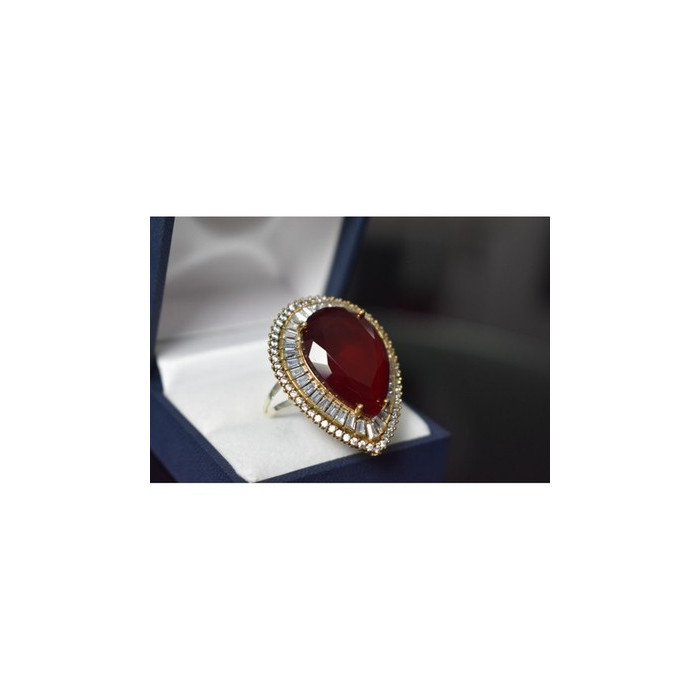 925 Sterling Silver with Gilding Red Alpanite  Ring Size 9.5