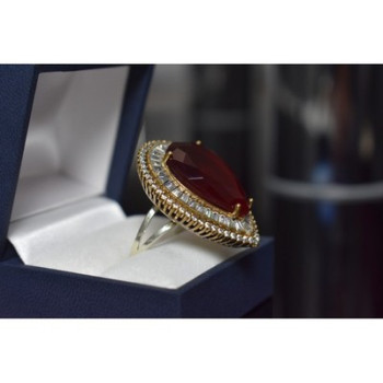 925 Sterling Silver with Gilding Red Alpanite  Ring Size 9.5