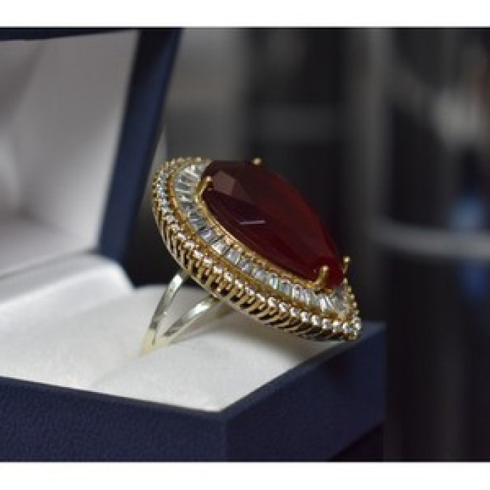 925 Sterling Silver With Gilding Red Alpanite Ring Size 9.5