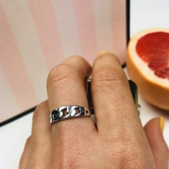 925 Sterling Silver Ring Size 7