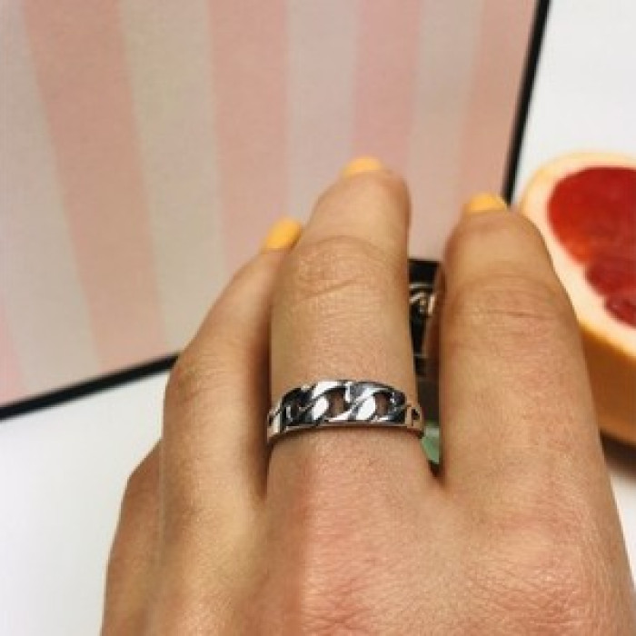 925 Sterling Silver Ring Size 7