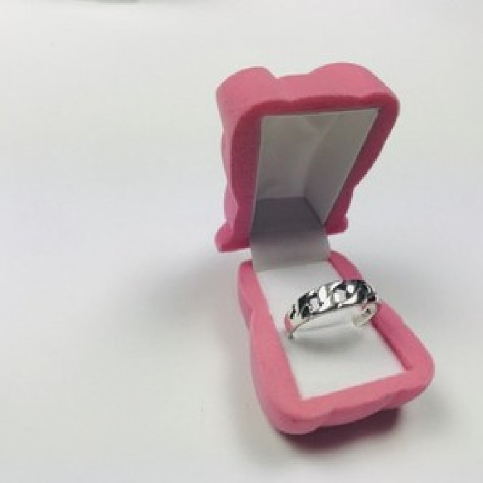 925 Sterling Silver Ring Size 7
