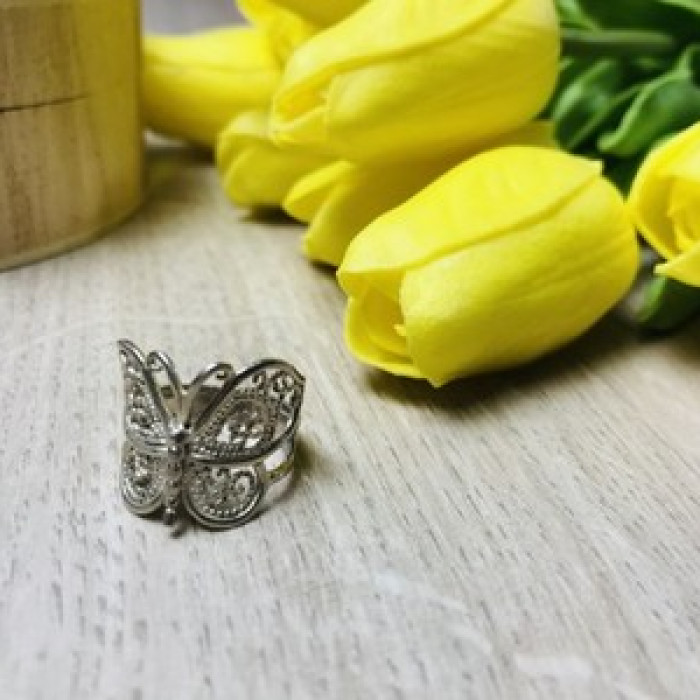 925 Sterling Silver 