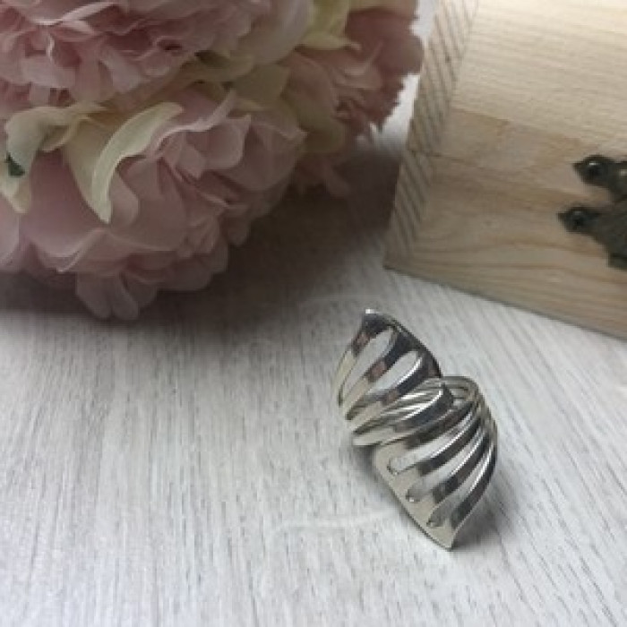 925 Sterling Silver Ring Size 7.5 (Adjustable)